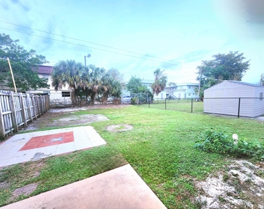 4471 Sw 54th Court - Photo Thumbnail 14