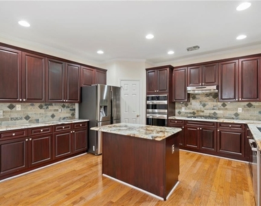 3167 Bayonet Court - Photo Thumbnail 12