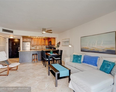 1421 S Ocean Blvd - Photo Thumbnail 8