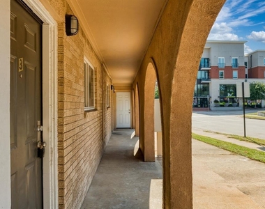 811 S Mesquite Street - Photo Thumbnail 4