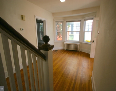 1037 Rees Avenue - Photo Thumbnail 5