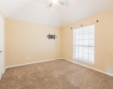 6212 W Trace Drive - Photo Thumbnail 23