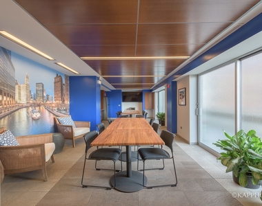 777 N Michigan Avenue - Photo Thumbnail 24