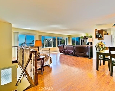 317 Avenida Del Mar - Photo Thumbnail 20