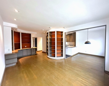 66-5 Dartmouth Street - Photo Thumbnail 2