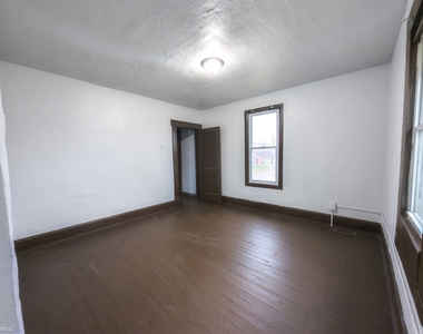 491 East Morrill Avenue - Photo Thumbnail 8