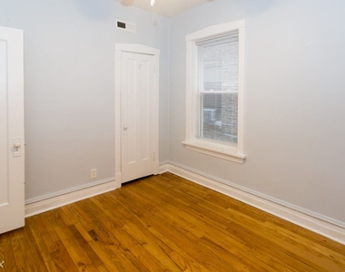 4735 N. Washtenaw, Unit 7 - Photo Thumbnail 14