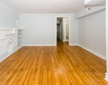 4735 N. Washtenaw, Unit 7 - Photo Thumbnail 12