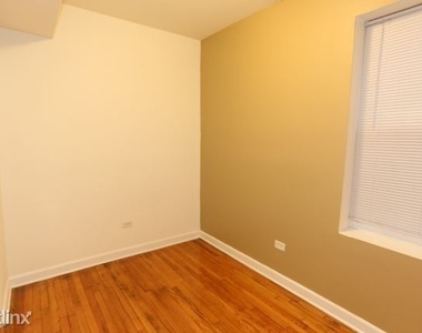 2315 N. Greenview, Unit F-7 - Photo Thumbnail 17