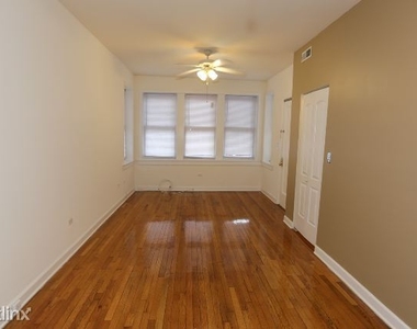 2315 N. Greenview, Unit F-7 - Photo Thumbnail 6