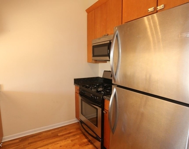 1509 W. Wellington, Unit C2-bf - Photo Thumbnail 2