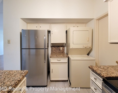 10811 W Richmond Avenue #47 - Photo Thumbnail 12