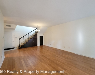 10811 W Richmond Avenue #47 - Photo Thumbnail 4