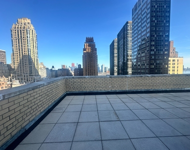 333 East 49th Street - Photo Thumbnail 7