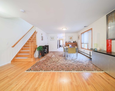 333b Highland Avenue - Photo Thumbnail 6