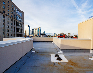 303 Wythe Avenue - Photo Thumbnail 14