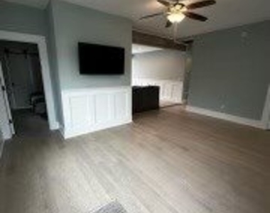 600 Bayberry Walk - Photo Thumbnail 3