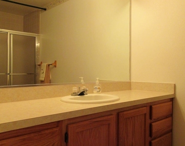 4545 Wheaton Dr Unit E200 - Photo Thumbnail 20