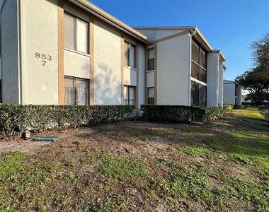 953 Courtyard Lane - Photo Thumbnail 0