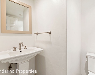 130 West Alamar Unit 3 - Photo Thumbnail 7