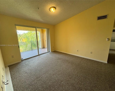 2200 E Preserve Way - Photo Thumbnail 14