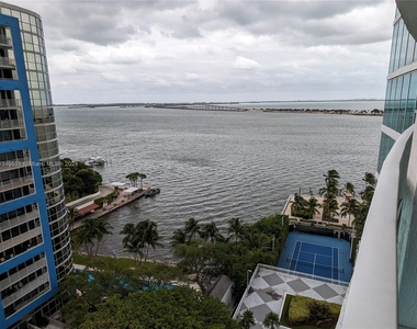 2101 Brickell Ave - Photo Thumbnail 10