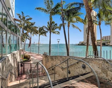 335 S Biscayne Blvd - Photo Thumbnail 29