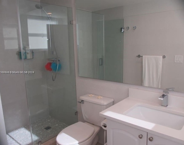 3901 S Ocean Dr - Photo Thumbnail 9