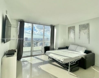 50 Biscayne Blvd - Photo Thumbnail 9