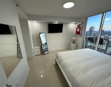 50 Biscayne Blvd - Photo Thumbnail 16