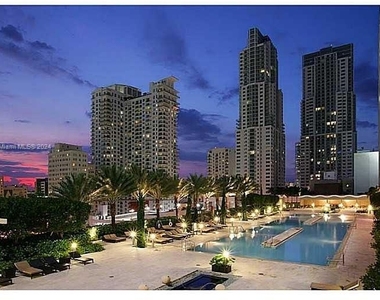 50 Biscayne Blvd - Photo Thumbnail 25