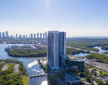 16385 Biscayne Blvd - Photo Thumbnail 45