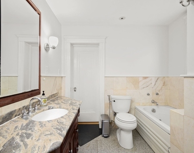 9 Colbourne Crescent - Photo Thumbnail 22