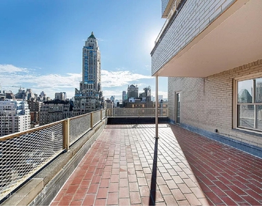 945 Fifth Ave - Photo Thumbnail 5