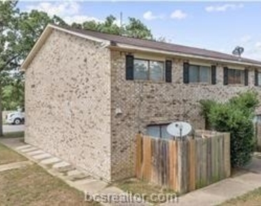 2406 Blanco Drive - Photo Thumbnail 8