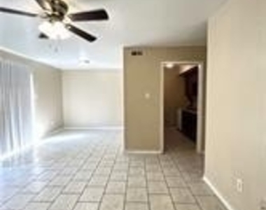 2406 Blanco Drive - Photo Thumbnail 4