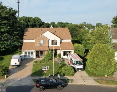 77 Franklin Dr - Photo Thumbnail 2