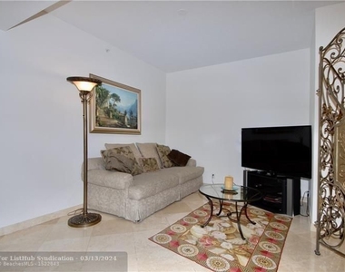 3200 N Ocean Blvd - Photo Thumbnail 10