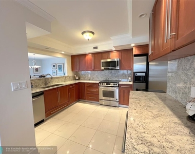 3410 Galt Ocean Dr - Photo Thumbnail 3