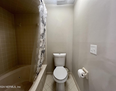 11422 Skimmer Court - Photo Thumbnail 13