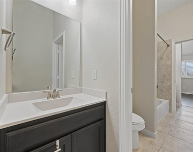 6105 Cedar Sage Trail - Photo Thumbnail 24