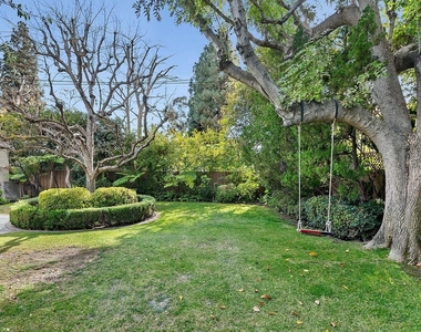 4267 Irvine Ave - Photo Thumbnail 32