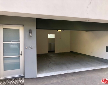 2397 Silver Lake - Photo Thumbnail 10