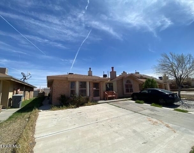 10154 Matador Street - Photo Thumbnail 0