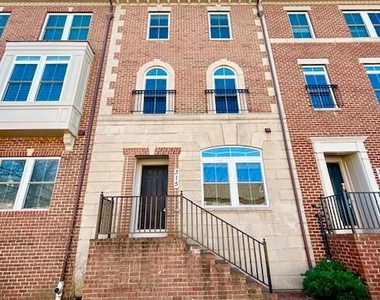 315 Parkview Ave - Photo Thumbnail 0