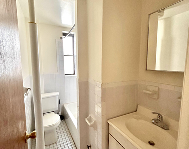 328 East 14th Street - Photo Thumbnail 6