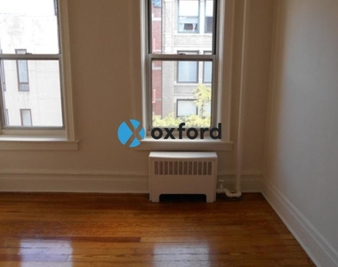2-Bedroom Apartment for Rent in SoHo - Photo Thumbnail 1
