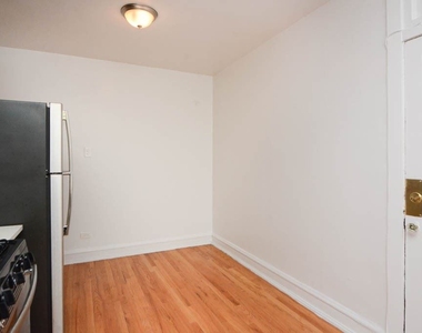 2946 N. Albany, Unit W-9 - Photo Thumbnail 4