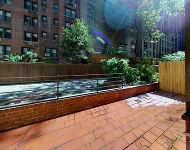 405 East 56th Street, New York, NY 10022 - Photo Thumbnail 1