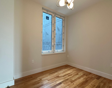 1591 Broadway - Photo Thumbnail 4